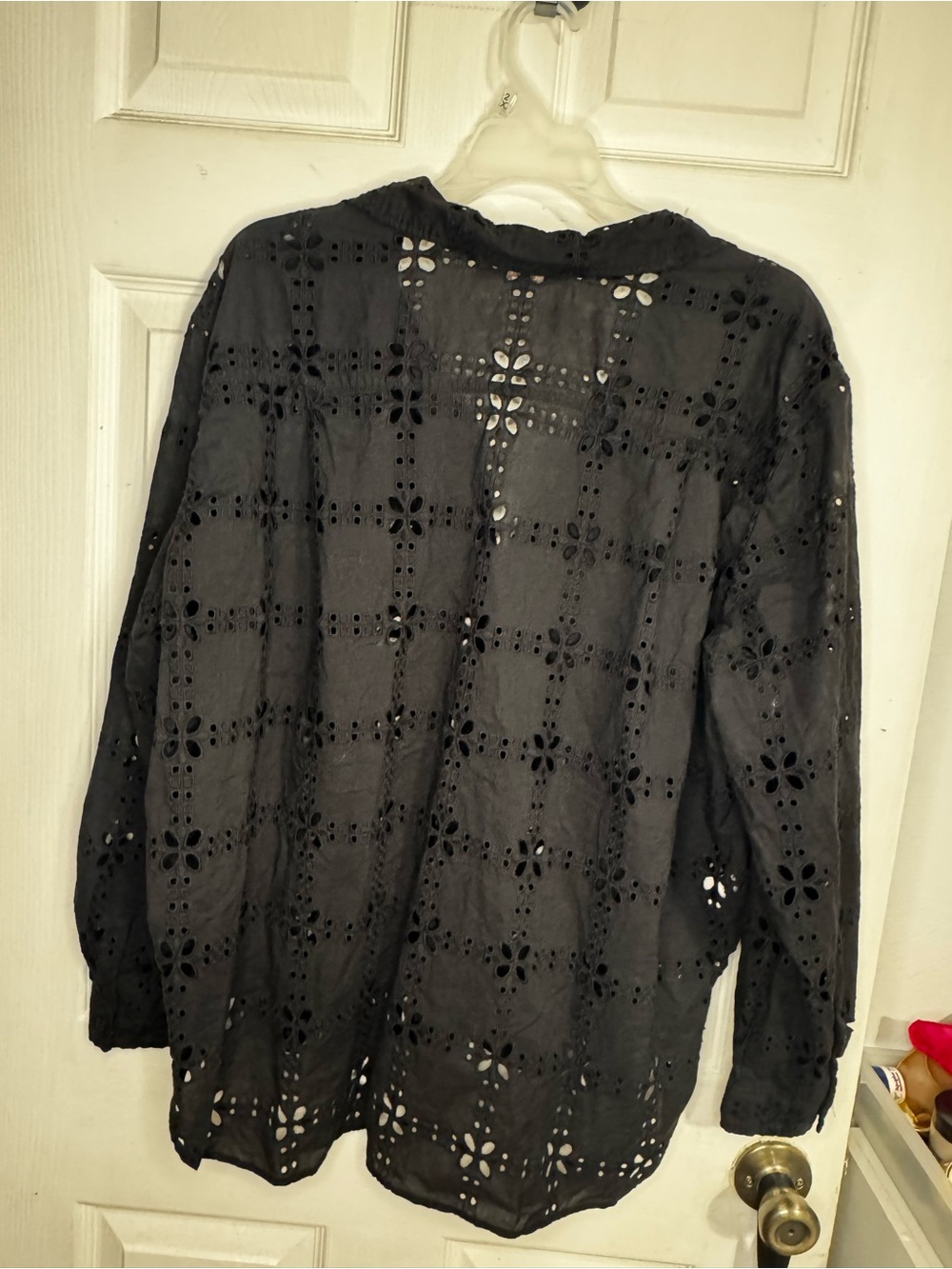LOFT Black Eyelet Button Front Blouse Women’s XXL Long Sleeve Floral Embroidered - Picture 2 of 4